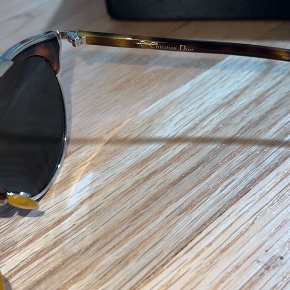 Christian Dior So Real Sunglasses - Picture 3 of 5